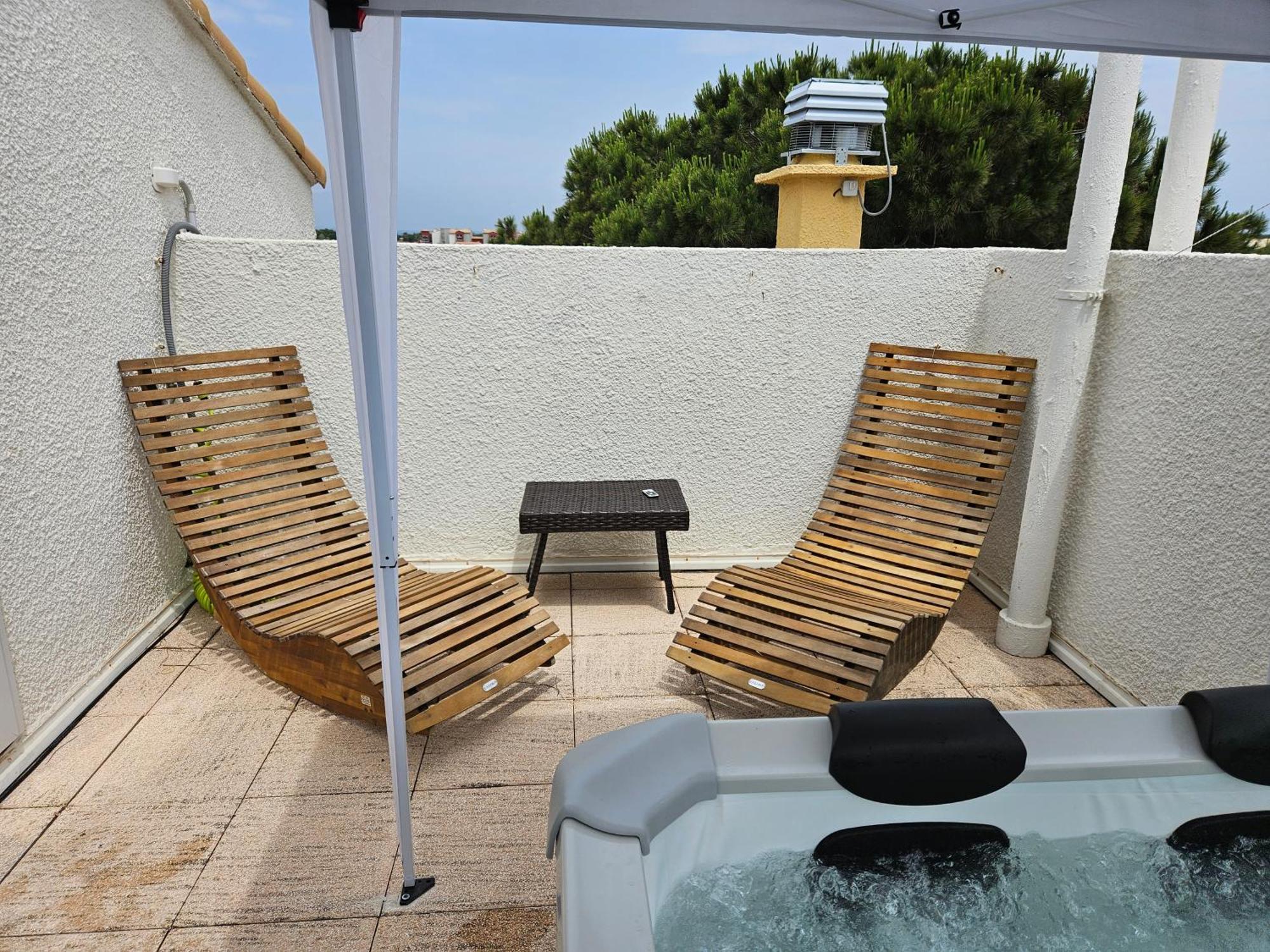 Apartment Nautica Bulles Jacuzzi Privatif Vue Marin