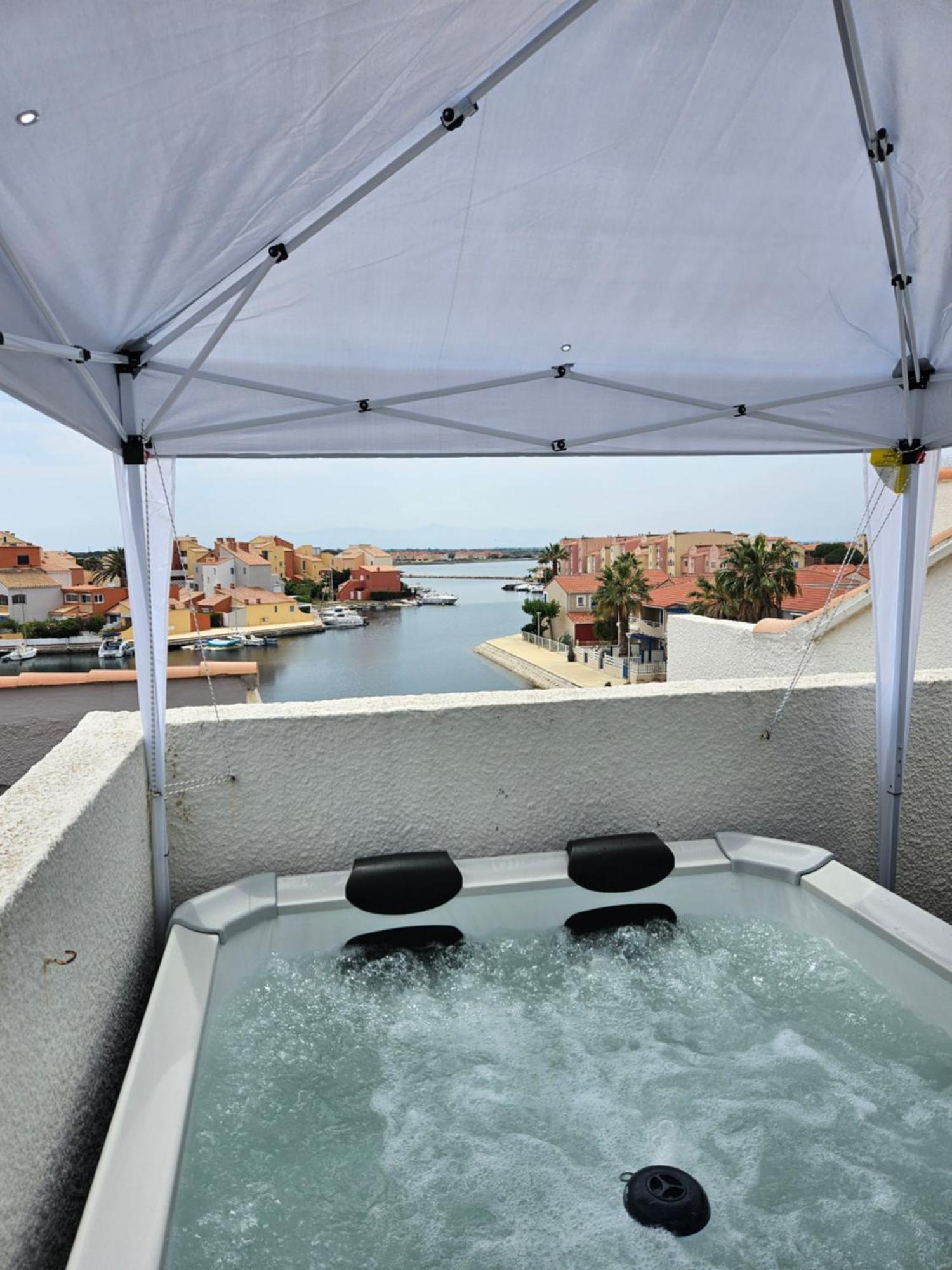 Nautica Bulles Jacuzzi Privatif Vue Marin Apartment *