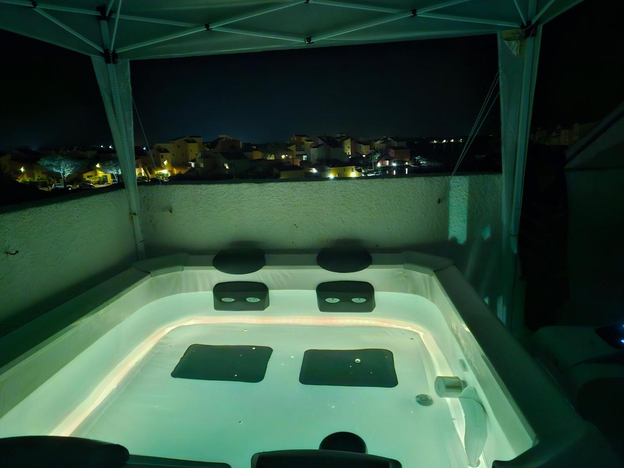 Apartment Nautica Bulles Jacuzzi Privatif Vue Marin *