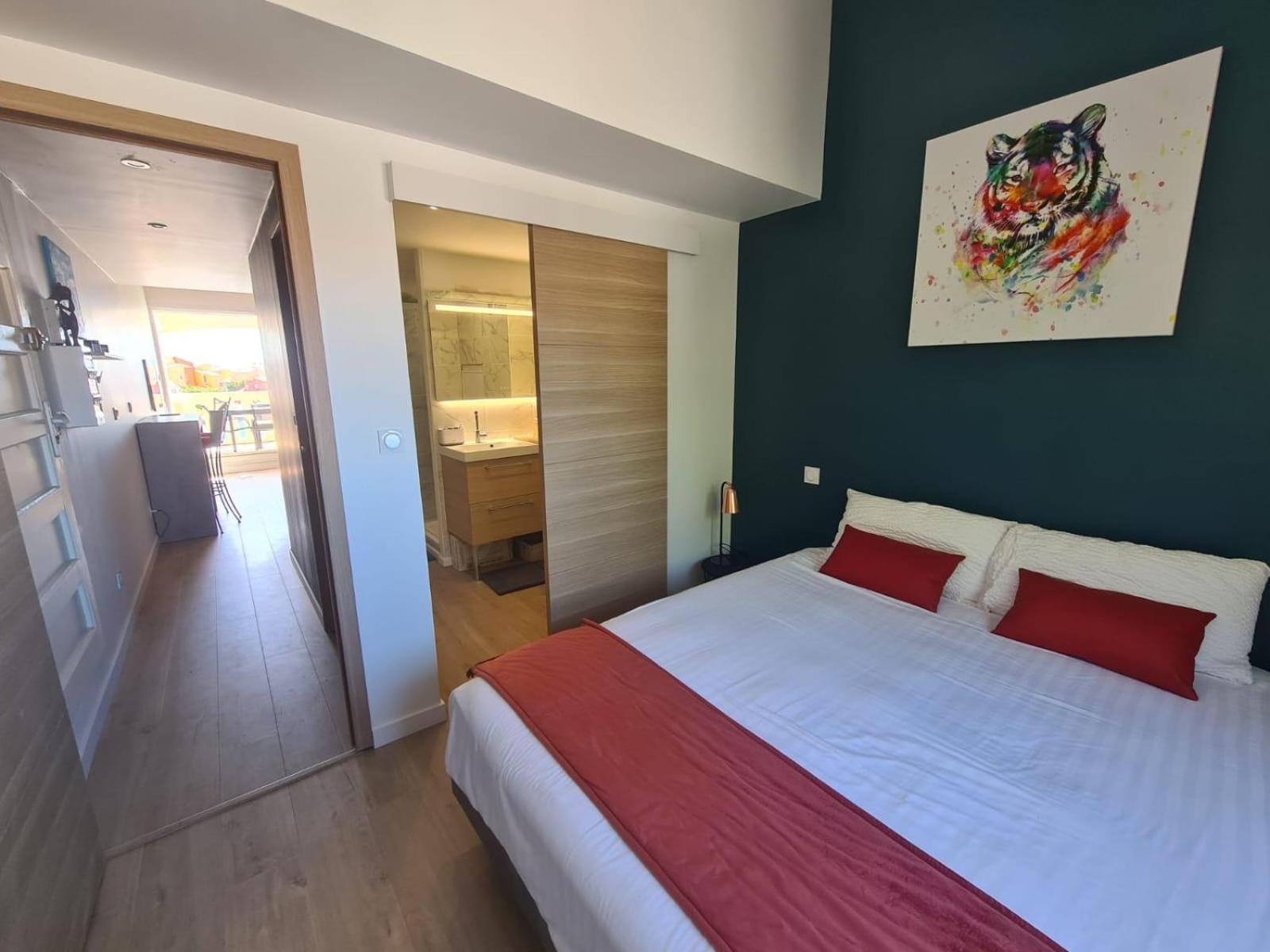 Apartment Nautica Bulles Jacuzzi Privatif Vue Marin *
